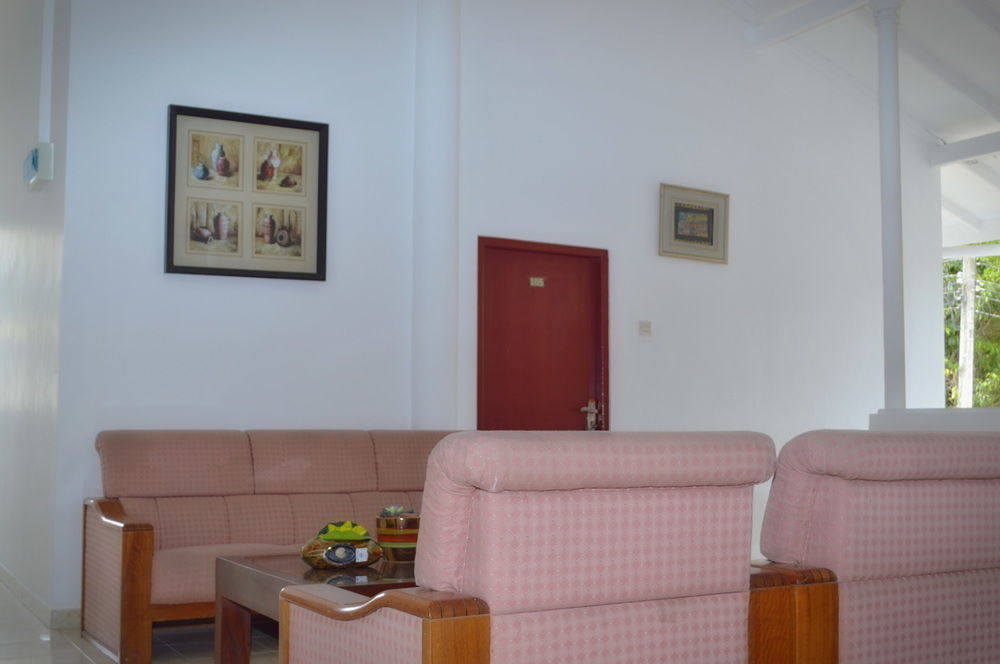 Hotel Empryean Katunayaka Εξωτερικό φωτογραφία