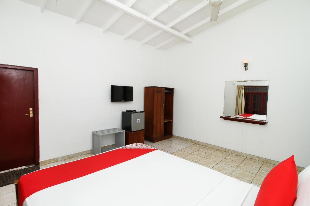 Hotel Empryean Katunayaka Εξωτερικό φωτογραφία